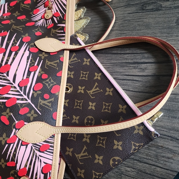 Authentic Louis vuitton Monogram jungle dot neverfull bag - Picture 15 of 16